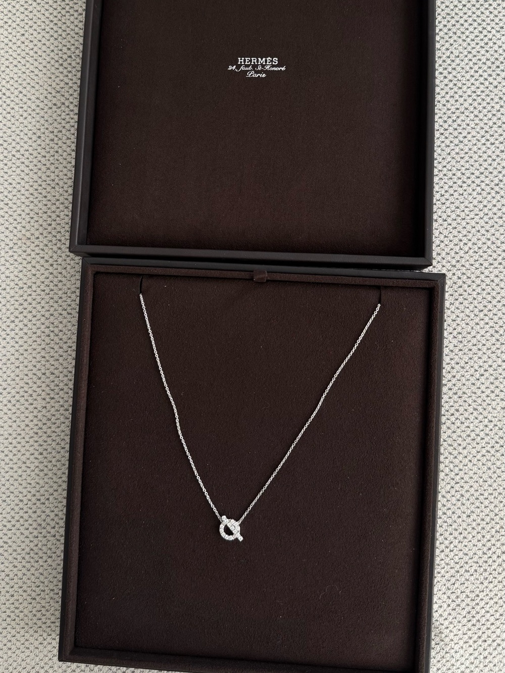 Authentic Hermes Finesse pendant Diamond Necklace - Picture 2 of 11